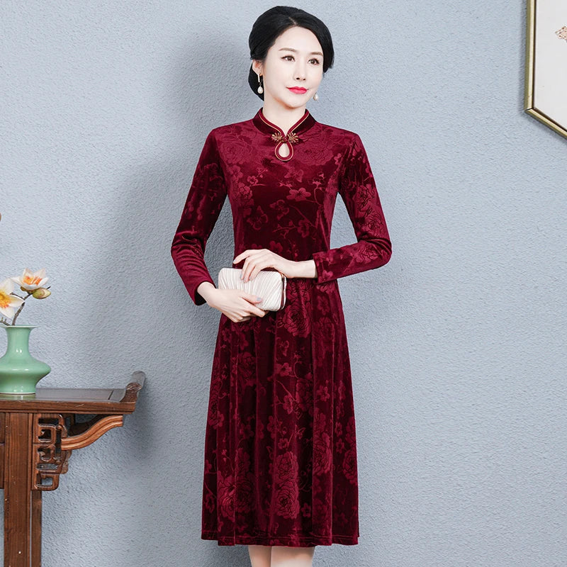 Long Dresses Female Golden Velvet Cheongsam Dress