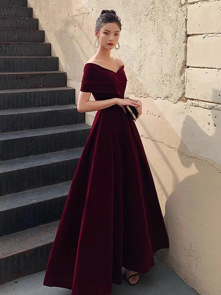 Chic Black Soft Velvet Evening Party Wedding Dresses for Women Off Shoulder Maxi Clothes