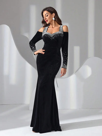 Elegant Velvet Dress With Bow Tie Backless Design 2024 New Luxury Diamond