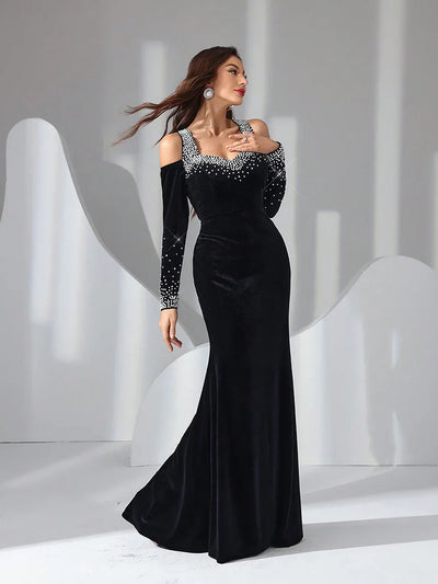 Elegant Velvet Dress With Bow Tie Backless Design 2024 New Luxury Diamond