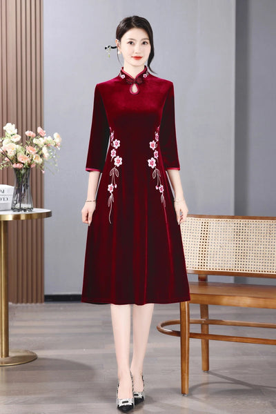 Long Dresses Female Golden Velvet Cheongsam Dress