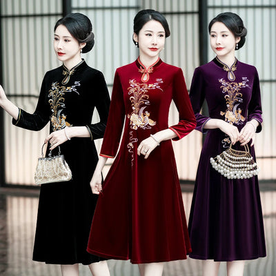 Long Dresses Female Golden Velvet Cheongsam Dress