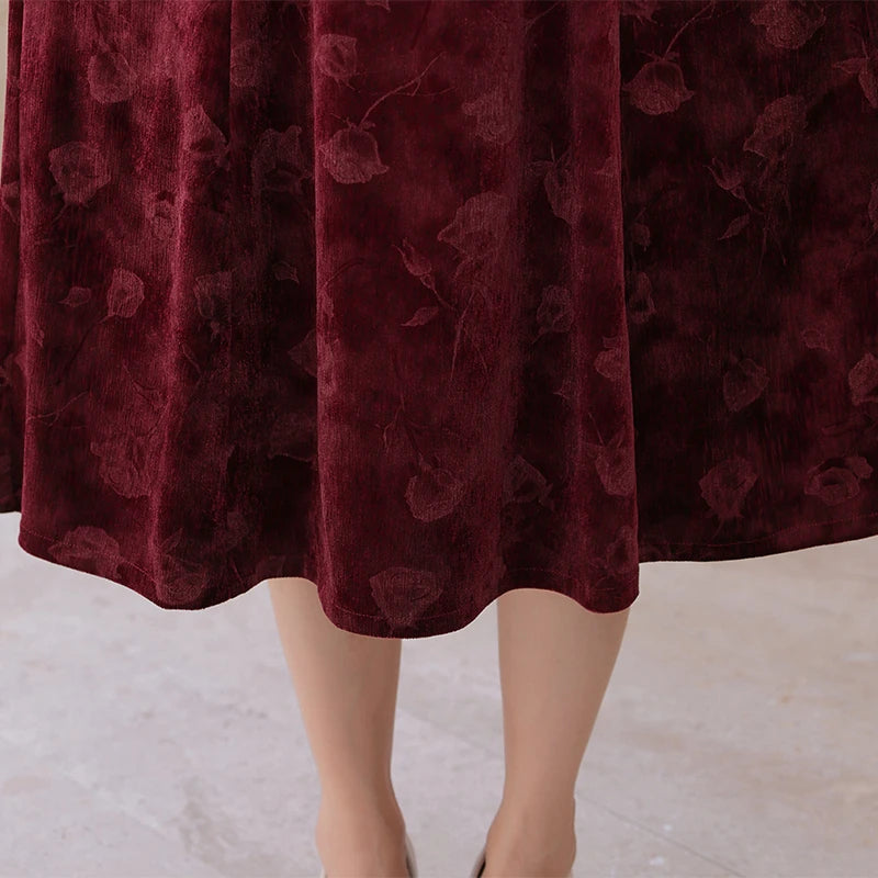 V-Neck Long Sleeve Velvet Dress Women's Meticulous Pocket Mid-Length Gown