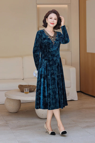 V-Neck Long Sleeve Velvet Dress Women's Meticulous Pocket Mid-Length Gown