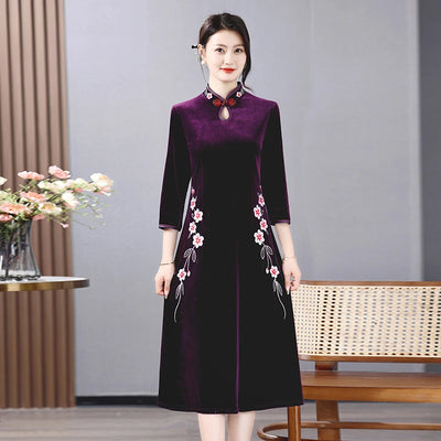 Long Dresses Female Golden Velvet Cheongsam Dress