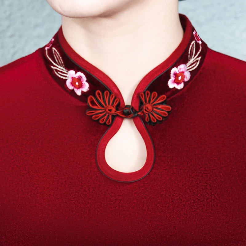 Long Dresses Female Golden Velvet Cheongsam Dress