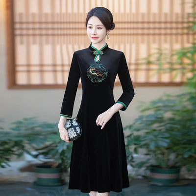 Long Dresses Female Golden Velvet Cheongsam Dress